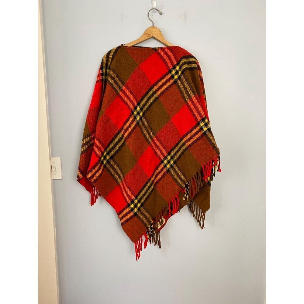 Vintage 1970s Red Plaid Poncho / Stadium Blanket, Zipper Neck, Wearable Blanket